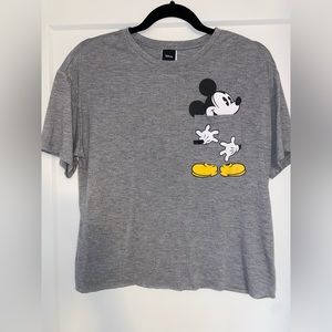 Disney Micky Mouse Gray Short Sleeve Tee